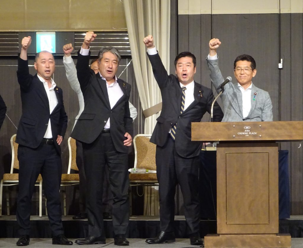 第69回県連大会を開催_信頼回復し衆参選挙勝利へ