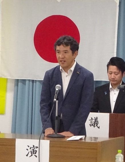 政経文化パーティ　小渕選対委員長を迎えて開催総選挙に備え「必勝」へ激励、決意表明熱く総合経済対策の実効性へ理解求める