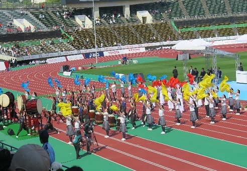 世界パラ陸上開会式に兵庫県連女性局が出席